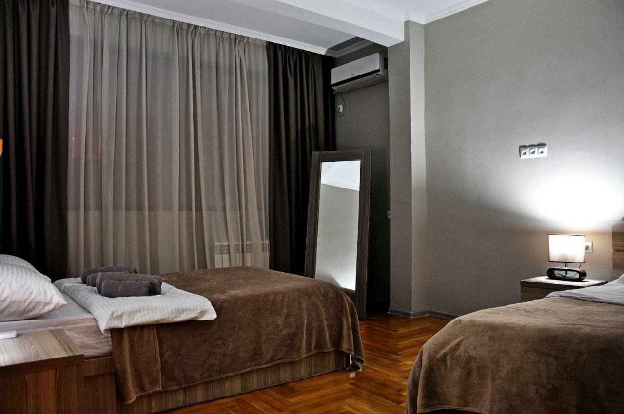 Luxury 4-Bedroom Apartment In The Center Tbilisi Exterior photo